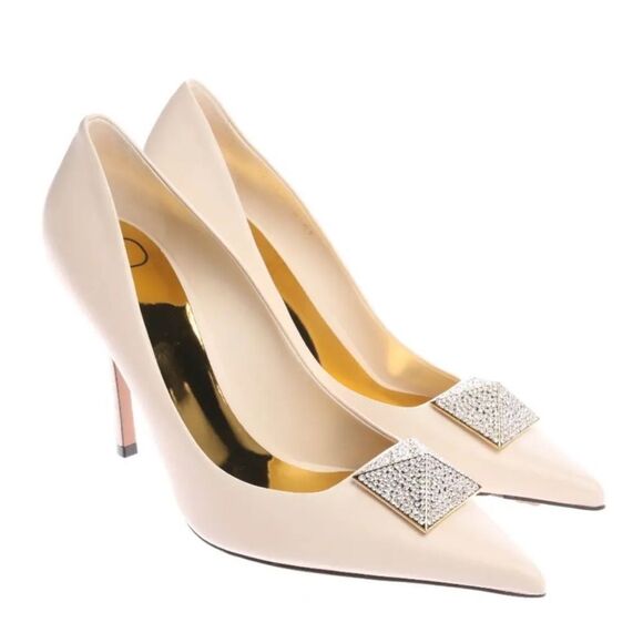 Valentino One Stud 100 Patent rhinestones, Pump, cream size 37.5/7 $1400 - Picture 5 of 14